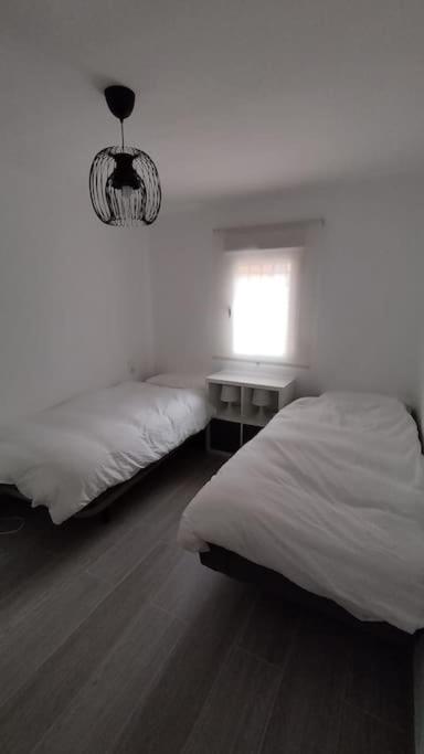 Apartamento Moderno A 1Km De Granada Exterior photo
