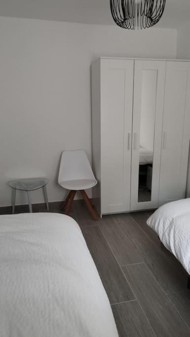 Apartamento Moderno A 1Km De Granada Exterior photo